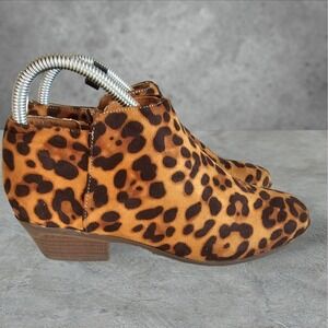 Bella Marie Women's Side Zip Stacked Block Heel Ankle Boots Leopard Size 7